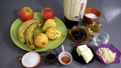 Ingrédients pour la recette : Crêpes aux fruits frais