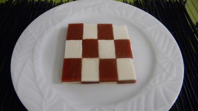 Amuse-bouche moléculaire à la tomate et mozzarella - 16.2