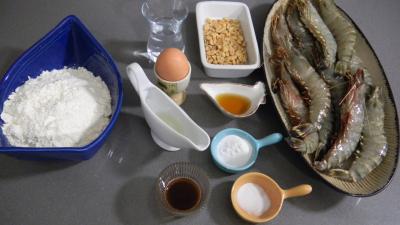 Ingrédients pour la recette : Beignets de crevettes ou gambas