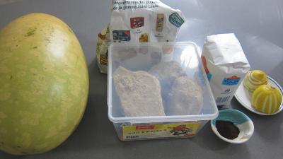 Ingrédients pour la recette : Pastèque en gelée au sucre entier