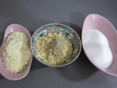 Ingrédients pour la recette : Pralin à ma façon