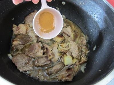 Epaule d'agneau aux poires et à la cannelle - 5.2