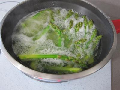 Asperges et gaufrettes au chorizo - 3.3