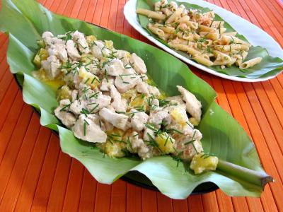 Cuisine diététique : Feuilles de bananier et son plat de blanc de dinde à l'ananas