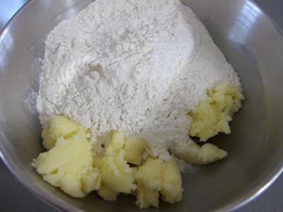 Gâteau Basque fourré aux cerises - 2.3