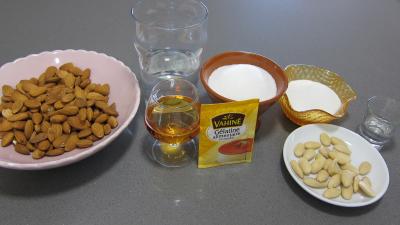 Ingrédients pour la recette : Blanc-manger au Grand marnier