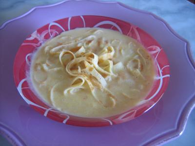 Soupes & potages : Assiette de crème de poireaux aux crèpes