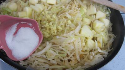 Compotée de chou aux figues et aux pommes - 7.3