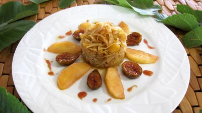 chou blanc : Assiette de compotée de chou aux figues et aux pommes